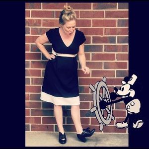 London Times Black and creme dress